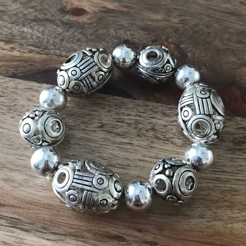 Fun contemporary bracelet.